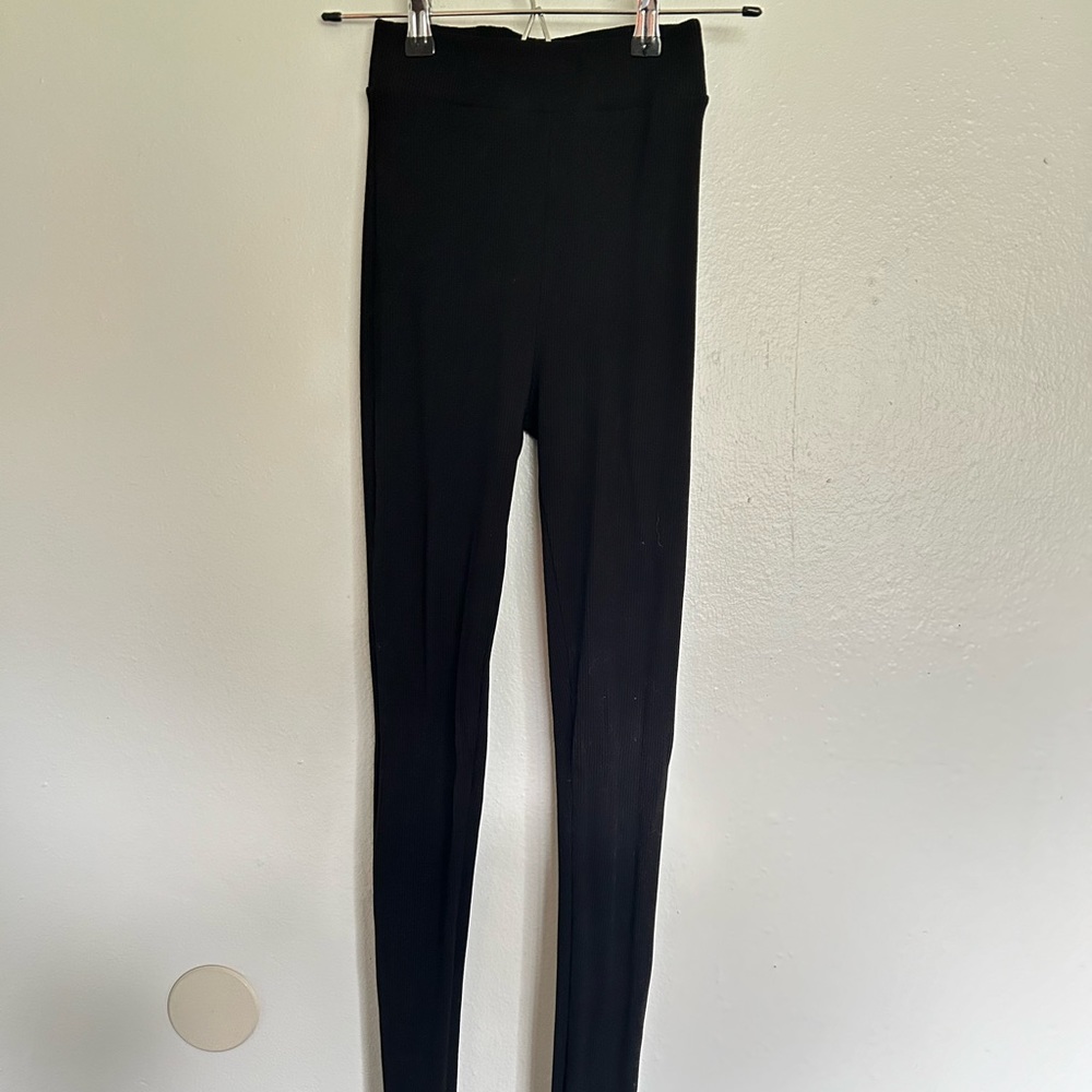 Naked Wardrobe Ribbed Leggings.